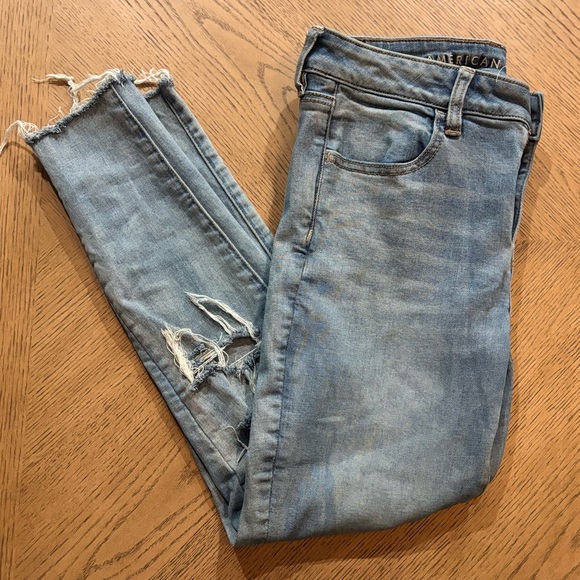 American Eagle Outfitters Denim - American Eagle Outfitters Distressed Blue Skinny Jeans